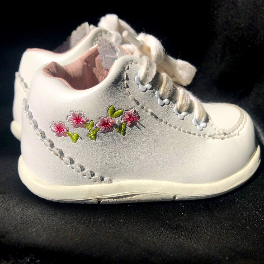 Stride Rite SRTech Emilia Shoes
